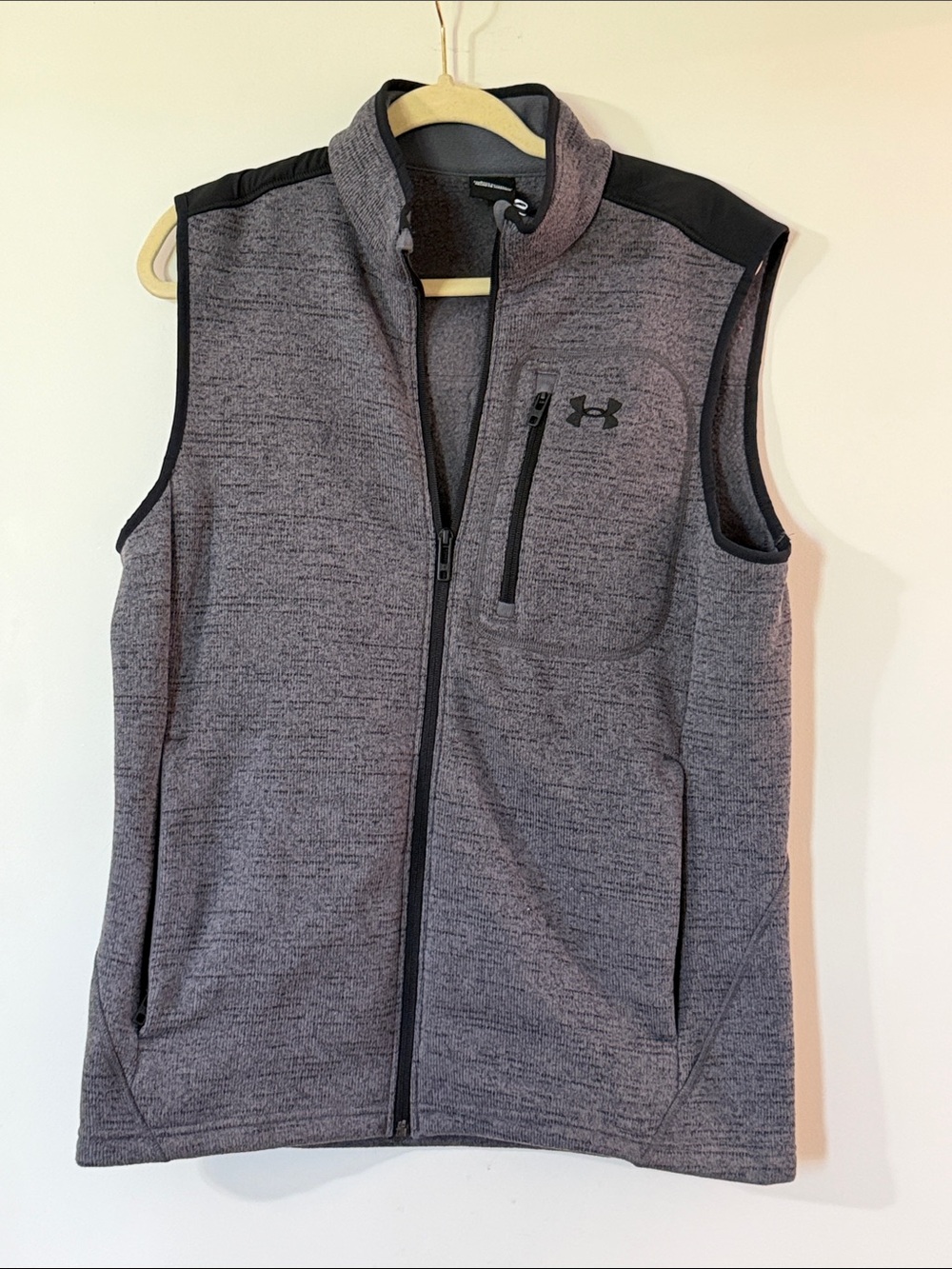 Under Armour Men's Gray Heather Softshell Vest